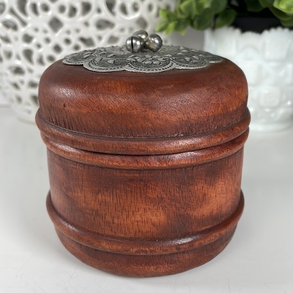 Wooden Trinket Jewelry Box Storage Container - Picture 7 of 9